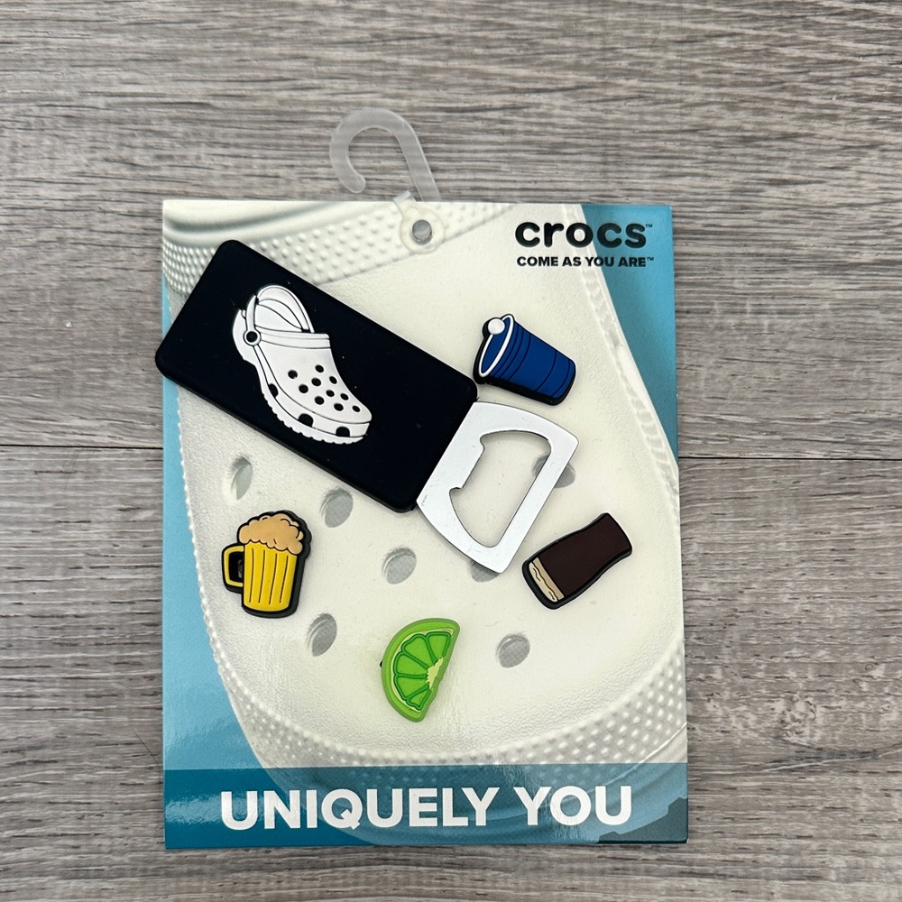 CROCS Jibbitz Charm Set with Black and Green Accents